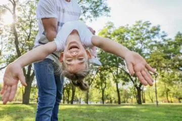 Regalar experiencias para niños (Family painting)